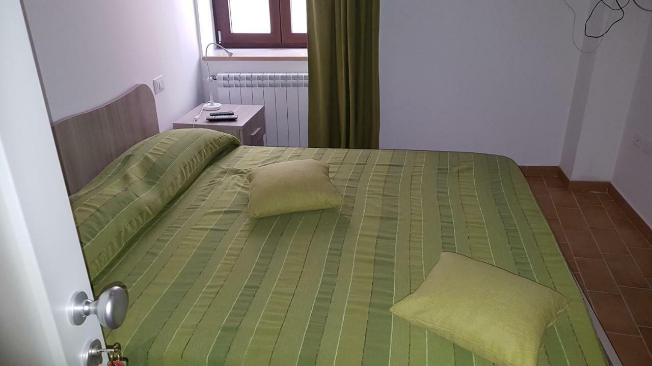 Sotto Il Castello Bed and Breakfast Corigliano Calabro Buitenkant foto